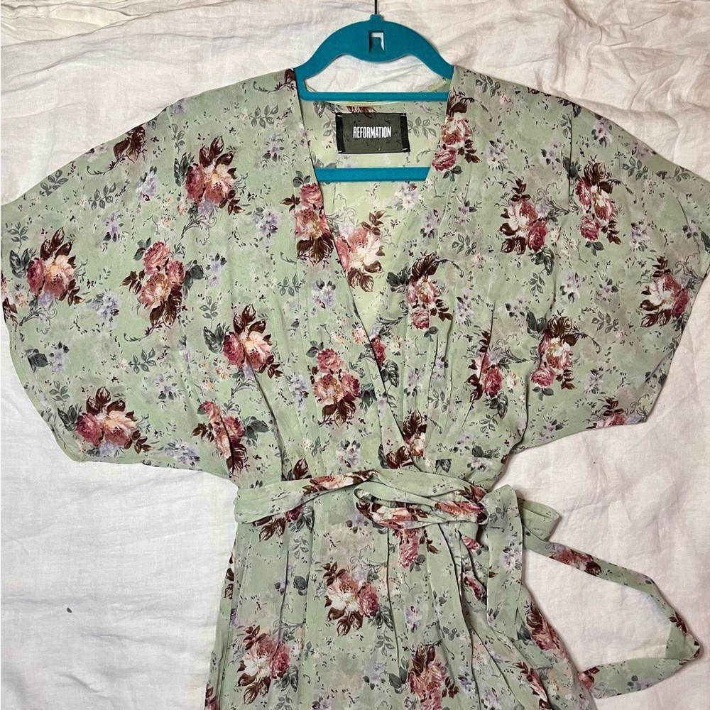 Like New Reformation Winslow Dress in Lovely RARE Floral Pattern!